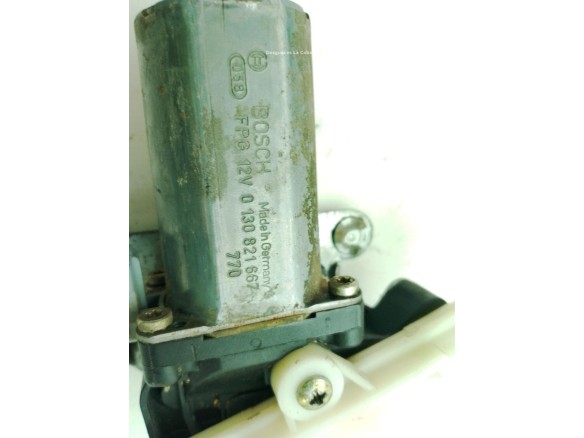 A6387200046 ELEVALUNAS PUERTA LAT DEL IZQ MERCEDES BENZ VITO Autobús (638)|Desguaces La Cabaña