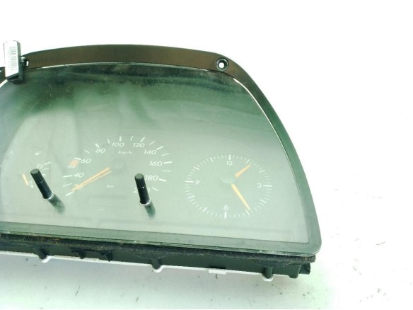 A0005428301 CUADRO INSTRUMENTOS MERCEDES BENZ VITO Autobús (638)|Desguaces La Cabaña