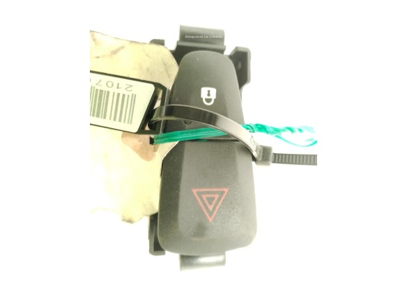 INTERRUPTOR WARNING DACIA SANDERO II|Desguaces La Cabaña