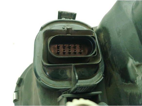 809610007R MANDO ELEVALUNAS PUERTA LAT DEL IZQ RENAULT LAGUNA III (BT0/1)|Desguaces La Cabaña