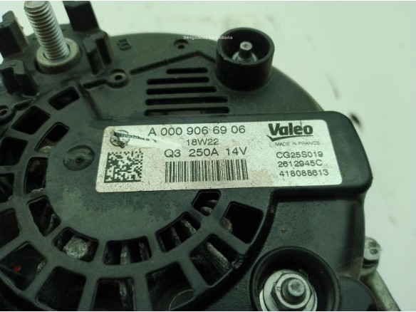 A0009066906 ALTERNADOR MERCEDES BENZ CLASE E Coupé (C238)|Desguaces La Cabaña