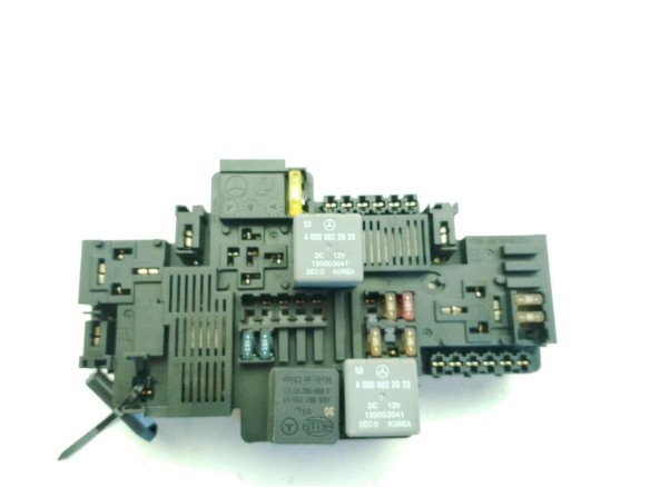 A2139062202 CAJA FUSIBLES EXTERIOR (BSM) MERCEDES BENZ CLASE E Coupé (C238)|Desguaces La Cabaña