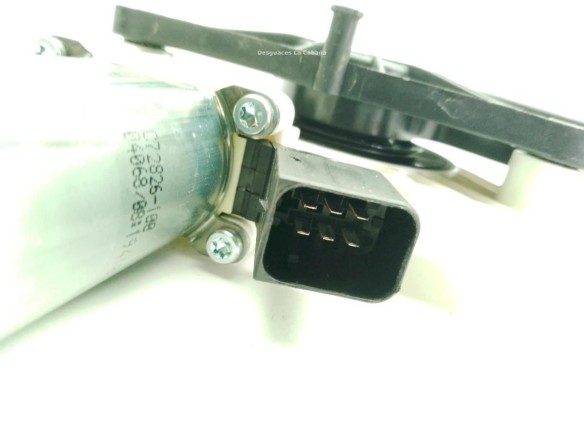 A0009066106 ELEVALUNAS PUERTA LAT DEL IZQ MERCEDES BENZ CLASE E Coupé (C238)|Desguaces La Cabaña