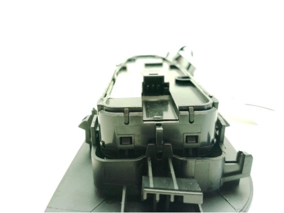 A2139055103 MANDO ELEVALUNAS PUERTA LAT DEL IZQ MERCEDES BENZ CLASE E Coupé (C238)|Desguaces La Cabaña