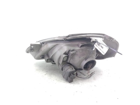 7700311372 FARO DERECHO RENAULT TRAFIC II Furgón (FL)|Desguaces La Cabaña