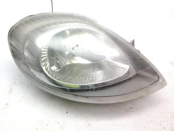 7700311372 FARO DERECHO RENAULT TRAFIC II Furgón (FL)|Desguaces La Cabaña