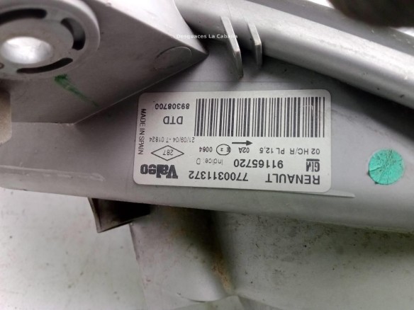 7700311372 FARO DERECHO RENAULT TRAFIC II Furgón (FL)|Desguaces La Cabaña