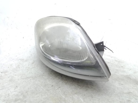 7700311372 FARO DERECHO RENAULT TRAFIC II Furgón (FL)|Desguaces La Cabaña