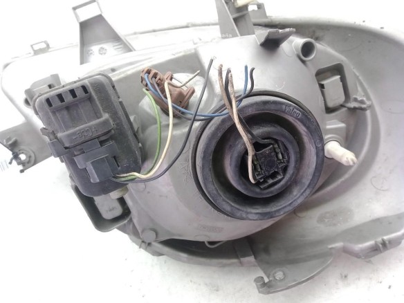 7700311371 FARO IZQUIERDO RENAULT TRAFIC II Furgón (FL)|Desguaces La Cabaña