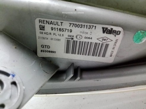 7700311371 FARO IZQUIERDO RENAULT TRAFIC II Furgón (FL)|Desguaces La Cabaña