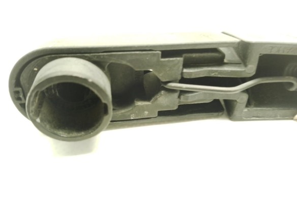 BRAZO LIMPIAPARABRISAS TRA PORTÓN RENAULT TWINGO II (CN0_)|Desguaces La Cabaña