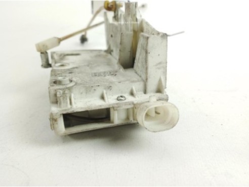 CERRADURA PUERTA LAT DEL DER IVECO EuroCargo|Desguaces La Cabaña