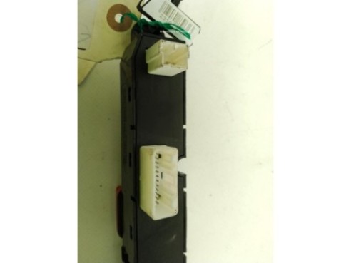 INTERRUPTOR WARNING KIA CEE'D Fastback (ED)|Desguaces La Cabaña