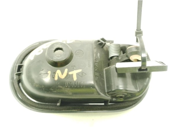 MANILLA PUERTA LAT DEL IZQ INT DACIA LOGAN (LS_)|Desguaces La Cabaña