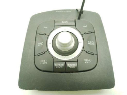 MANDO MULTIMEDIA RENAULT LATITUDE |Desguaces La Cabaña