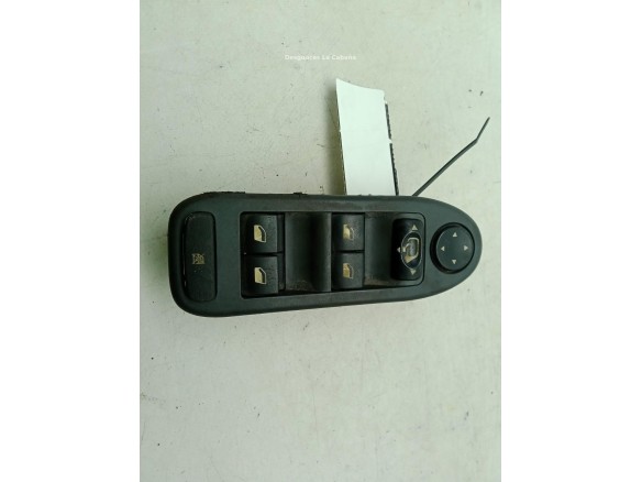   MANDO ELEVALUNAS PUERTA LAT DEL IZQ CITROEN C5 I Break (DE_)|Desguaces La Cabaña