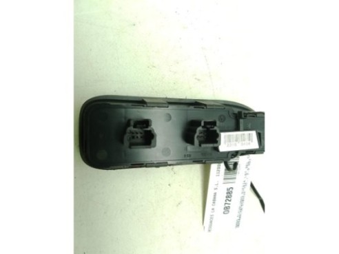   MANDO ELEVALUNAS PUERTA LAT DEL IZQ CITROEN C5 I Break (DE_)|Desguaces La Cabaña