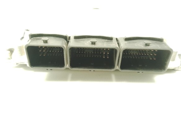 0281010633 CENTRALITA MOTOR RENAULT TRAFIC II Furgón (FL)|Desguaces La Cabaña