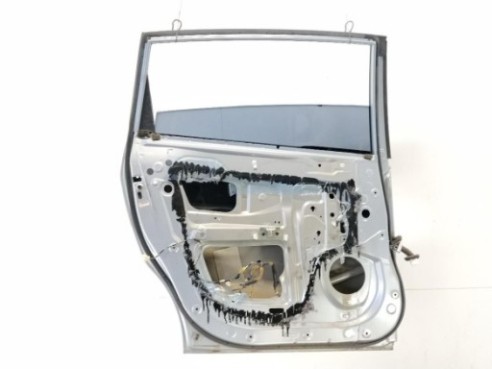 670040F010 PUERTA LAT TRA IZQ TOYOTA COROLLA Verso (ZER_, ZZE12_, R1_)|Desguaces La Cabaña