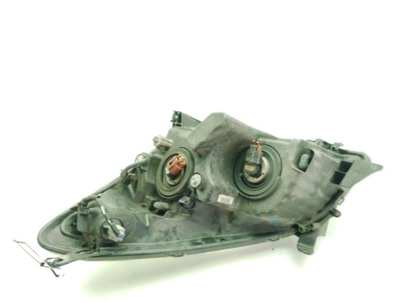 811300F060 FARO DERECHO TOYOTA COROLLA Verso (ZER_, ZZE12_, R1_)|Desguaces La Cabaña