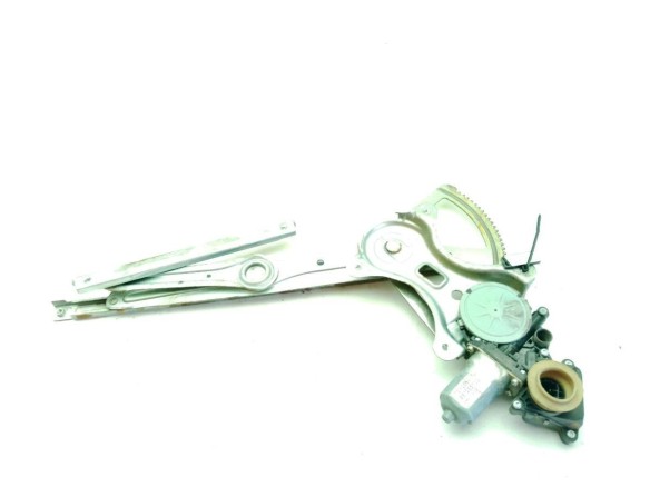 698300F010, 997250103 ELEVALUNAS PUERTA LAT TRA DER TOYOTA COROLLA Verso (ZER_, ZZE12_, R1_)|Desguaces La Cabaña