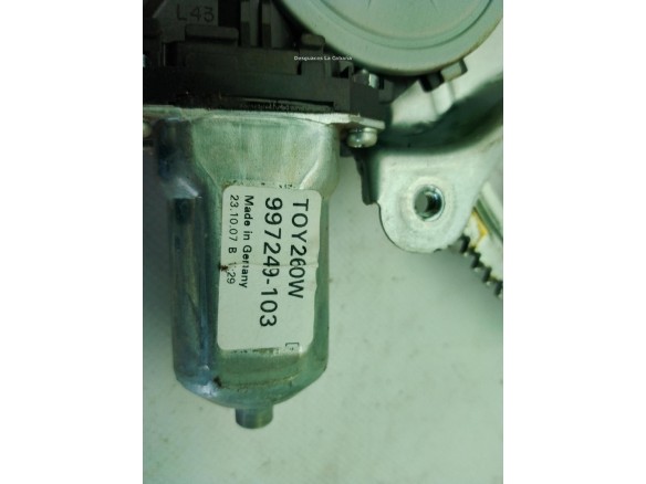 698200F010, 997249103 ELEVALUNAS PUERTA LAT DEL IZQ TOYOTA COROLLA Verso (ZER_, ZZE12_, R1_)|Desguaces La Cabaña