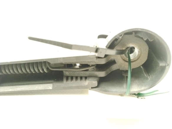 BRAZO LIMPIAPARABRISAS TRA PORTÓN VW TIGUAN (5N_)|Desguaces La Cabaña