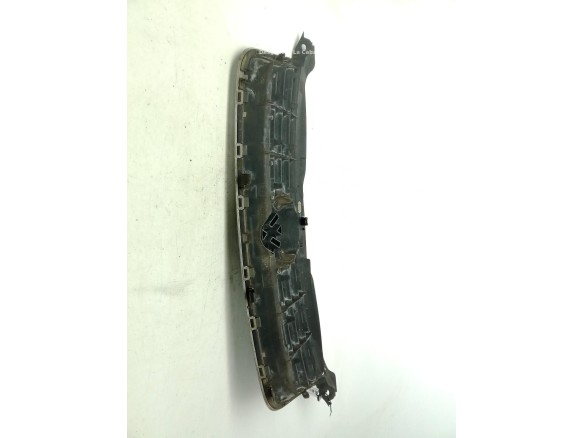 3B0853651L 3FZ REJILLA / CALANDRA VW PASSAT Variant (3B6)|Desguaces La Cabaña