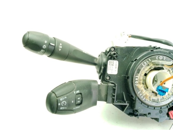 96758773XU, 98030386ZD MANDO COMPLETO PEUGEOT 208|Desguaces La Cabaña