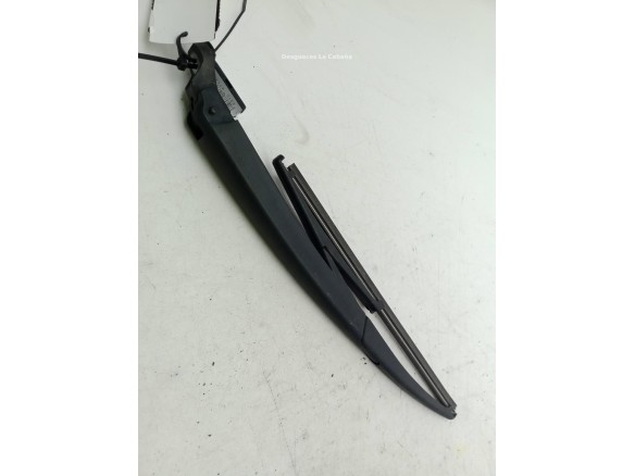 0000051787577 BRAZO LIMPIAPARABRISAS TRA PORTÓN FIAT 500 (312_)|Desguaces La Cabaña