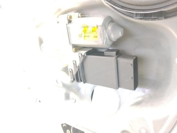 1J3837462H ELEVALUNAS PUERTA LAT DEL DER VW GOLF IV (1J1)|Desguaces La Cabaña