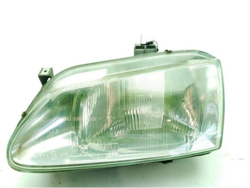 7701040683 FARO DERECHO RENAULT MEGANE I (BA0/1_)|Desguaces La Cabaña