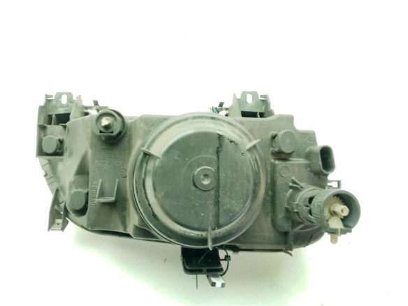 7701040682 FARO IZQUIERDO RENAULT MEGANE I (BA0/1_)|Desguaces La Cabaña