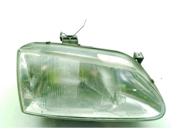 7701040683 FARO DERECHO RENAULT MEGANE I (BA0/1_)|Desguaces La Cabaña