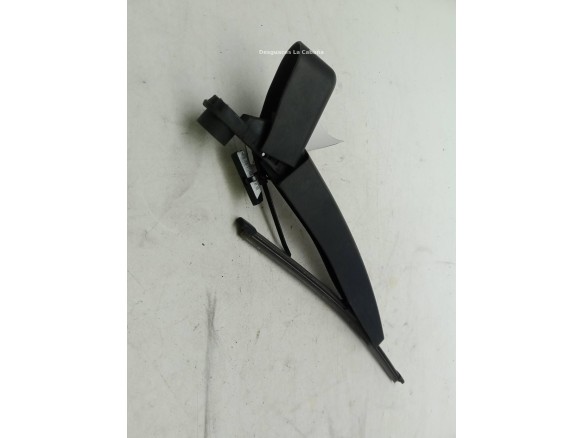 2090774 BRAZO LIMPIAPARABRISAS TRA PORTÓN FORD FIESTA VII|Desguaces La Cabaña