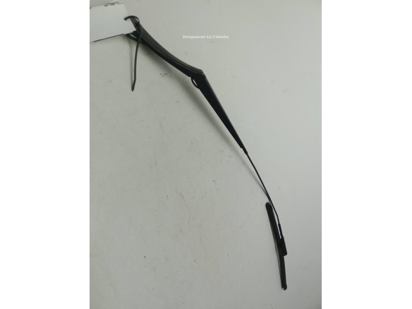 2090764 BRAZO LIMPIAPARABRISAS DEL DER FORD FIESTA VII|Desguaces La Cabaña