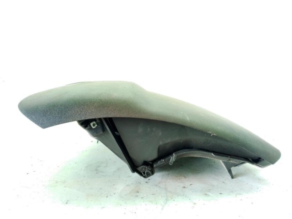  1315516070 GUANTERA INFERIOR CENTRAL CITROEN JUMPER Furgón|Desguaces La Cabaña