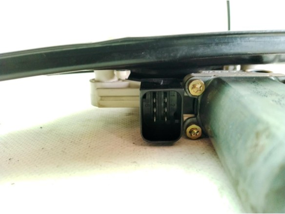 A2117300346, A2118202342 ELEVALUNAS PUERTA LAT TRA IZQ MERCEDES BENZ CLASE E (W211)|Desguaces La Cabaña