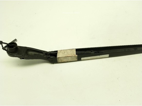 BRAZO LIMPIAPARABRISAS DEL DER OPEL MOKKA / MOKKA X (J13)|Desguaces La Cabaña