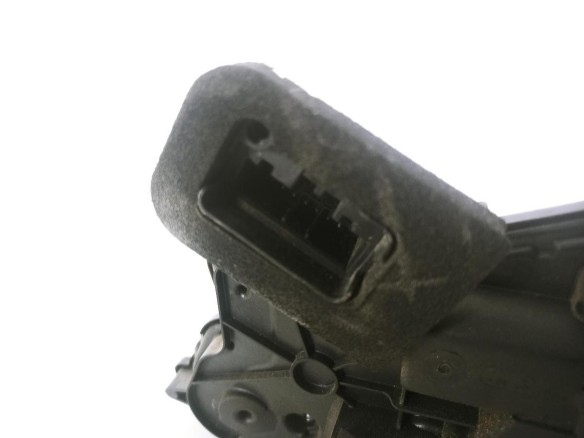 5TB837015A CERRADURA PUERTA LAT DEL IZQ MAN TGE Furgon|Desguaces La Cabaña