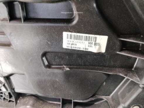 824713Z000 ELEVALUNAS PUERTA LAT DEL IZQ HYUNDAI i40 (VF)|Desguaces La Cabaña