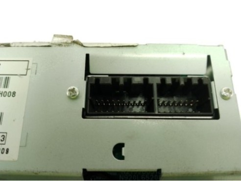 8750A136, DISPLAY MITSUBISHI GRANDIS (NA_W)|Desguaces La Cabaña