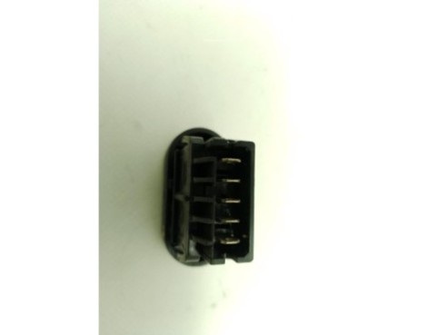 INTERRUPTOR BLOQUEO PUERTAS DACIA DUSTER|Desguaces La Cabaña