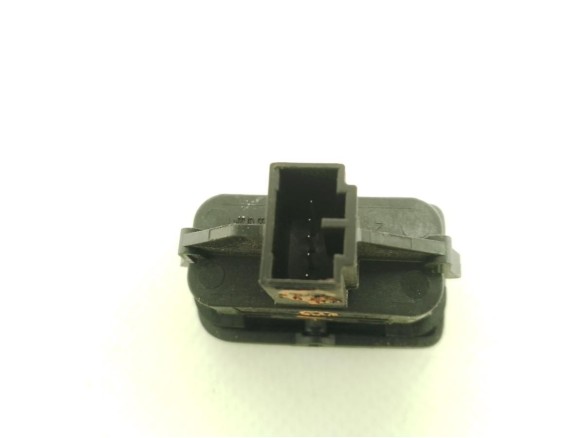 INTERRUPTOR BLOQUEO PUERTAS VOLVO C30 (533)|Desguaces La Cabaña