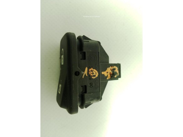 INTERRUPTOR BLOQUEO PUERTAS VOLVO C30 (533)|Desguaces La Cabaña