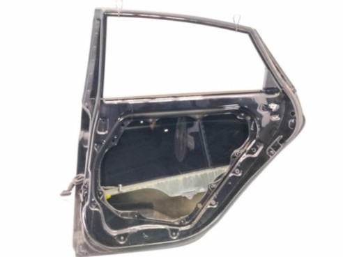770043Z300 PUERTA LAT TRA DER HYUNDAI i40 (VF)|Desguaces La Cabaña