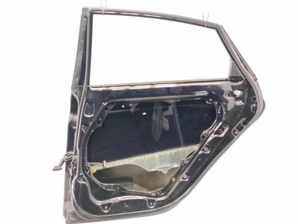 770043Z300 PUERTA LAT TRA DER HYUNDAI i40 (VF)|Desguaces La Cabaña