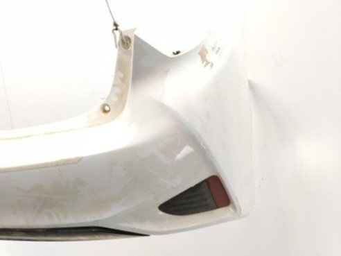 PARAGOLPES TRA TOYOTA YARIS (_P13_)|Desguaces La Cabaña