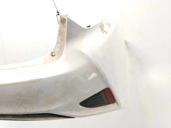 PARAGOLPES TRA TOYOTA YARIS (_P13_)|Desguaces La Cabaña