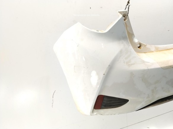 PARAGOLPES TRA TOYOTA YARIS (_P13_)|Desguaces La Cabaña